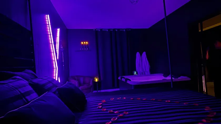 The secret lodge, the love room - Image 1