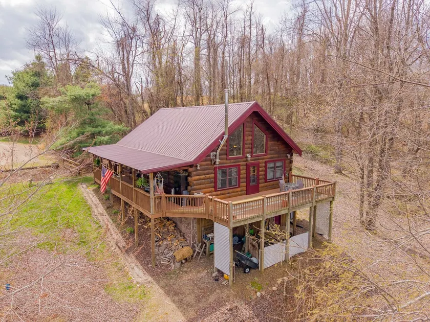 Pine Hollow Cabin - Image 1