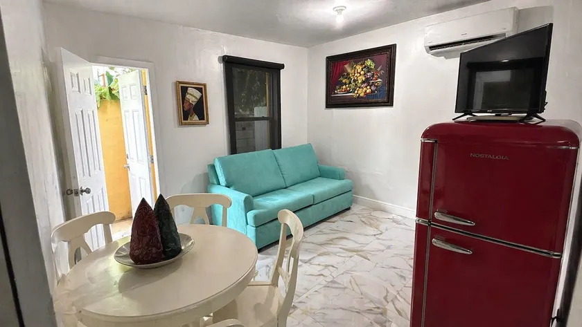 Cozy Apt B FreeParking Near Wynwood - Image 1