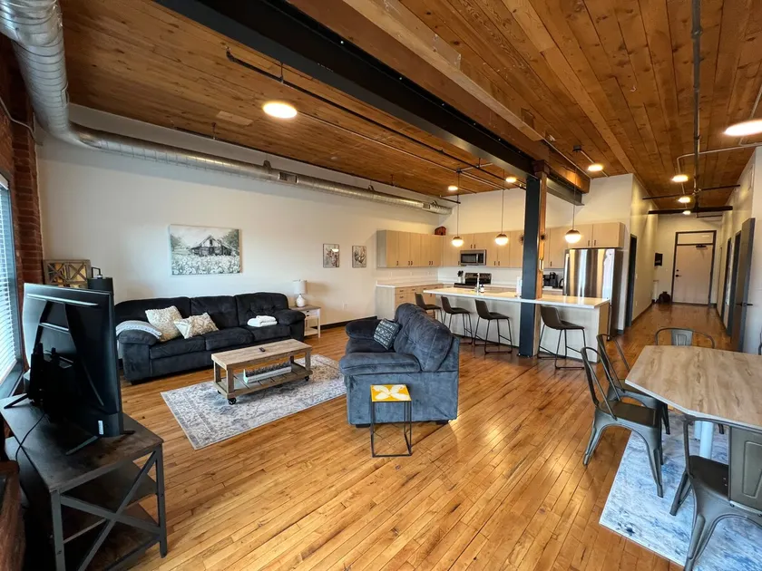 Apartment 309 at Market on River - Image 1