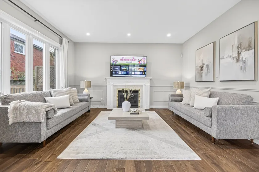 Family 5BR Retreat • Theatre, & Fireplace, Parking - Image 1