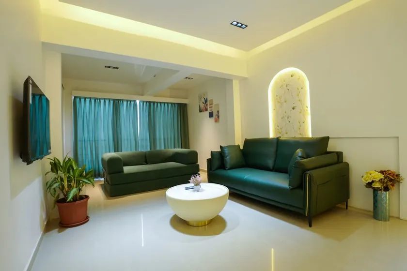 Luxury Budget Stay |1.5 BHK NearPathardi Phata 603 - Image 1