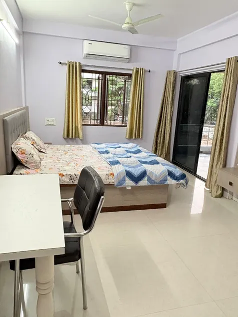 KB’s Cozy 1BHK duplex house near Airport. - Image 1