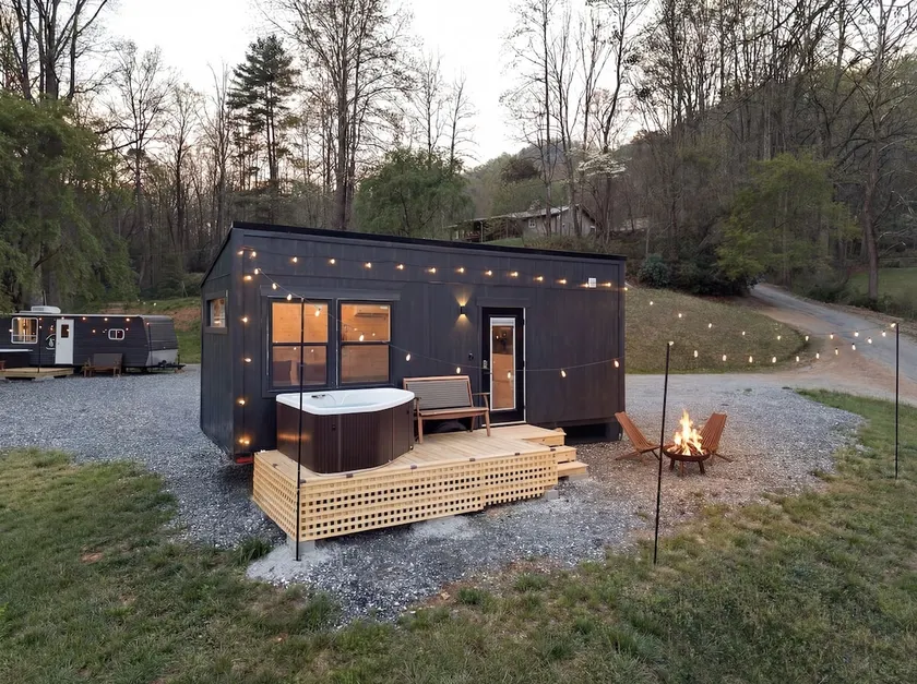 The Bryn - 15 Min To Sylva, Hot Tub and Fire Pit - Image 1