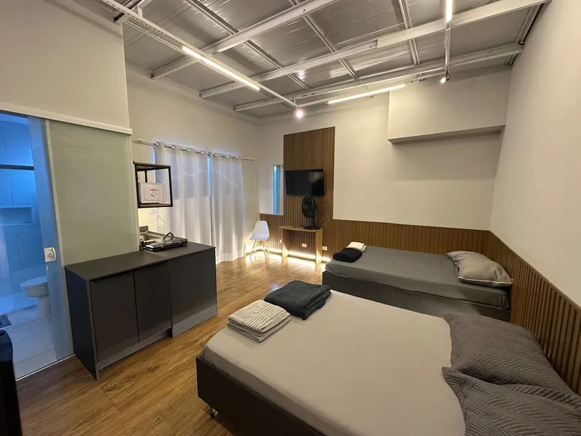 6-Spacious studio with balcony. - Image 1