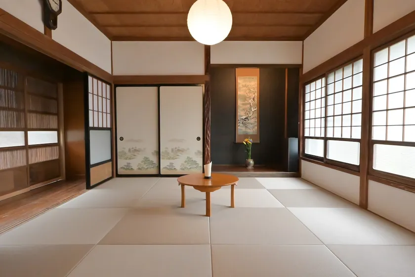 Katsuharaya, a traditional Satoyama house where the sound of the river soothes you - Image 1