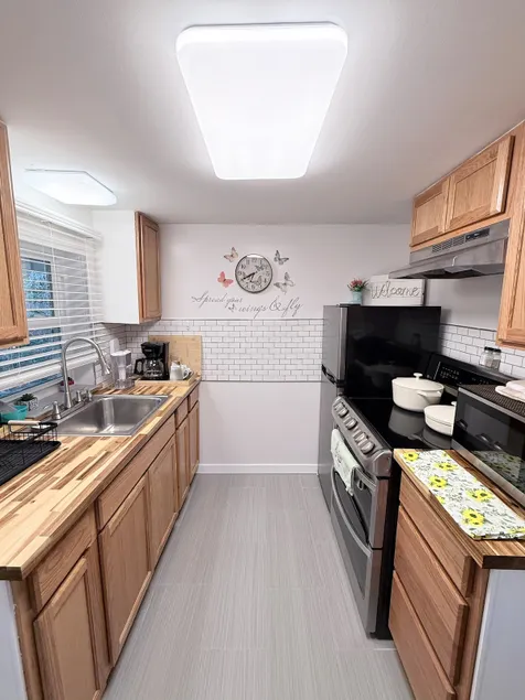 Completely renovated for you Mountain View Cottage - Image 1