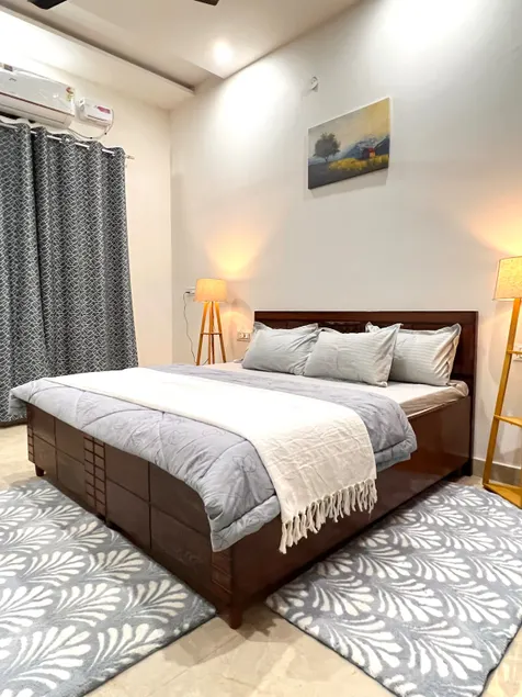 3 BHK | Jacuzzi | Airport Chandigarh (7 min) - Image 1