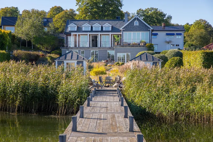 Architectural Waterfront Villa with Pool & Sauna - Image 1