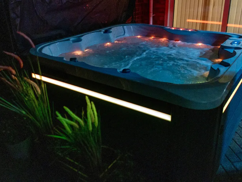 Luxury Spa Retreat with HotTub, Sauna and Massage Chair - Image 1
