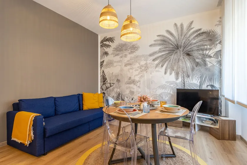 Casa Giada, Arona Centro, 500m dal lago, WiFi, By Guestaly - Image 1
