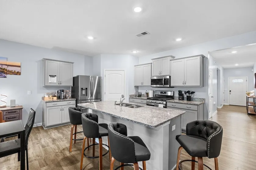 Memphis-Inspired 4BR Home w/Fireplace + Fast Wi-Fi - Image 1