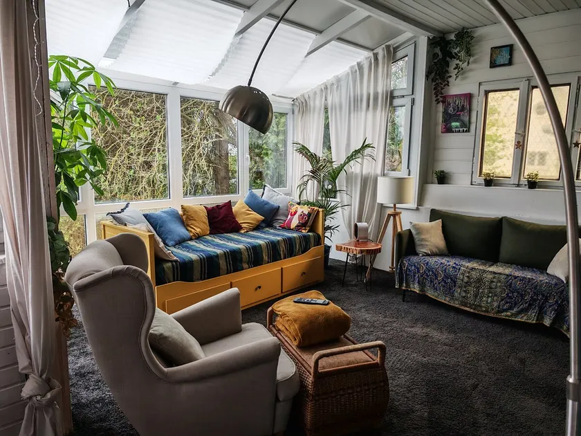90-square-meter two-bedroom apartment with large rooftop terrace! - Image 1