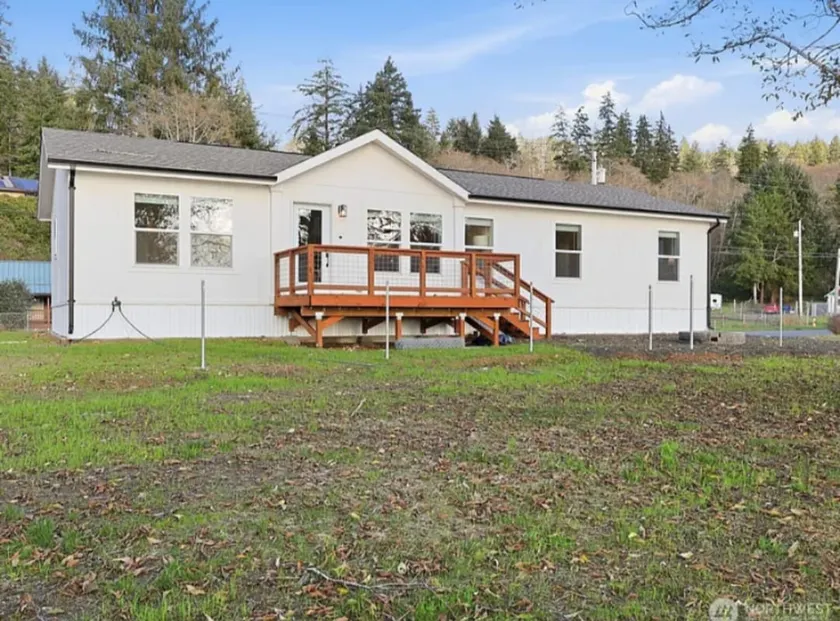 River Front Retreat 2 - Hot tub & Fire pit - Image 1