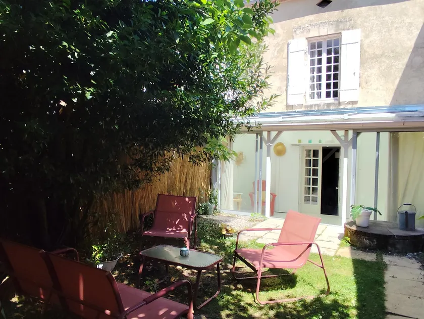 Small charming house in Périgord Pourpre - Image 1