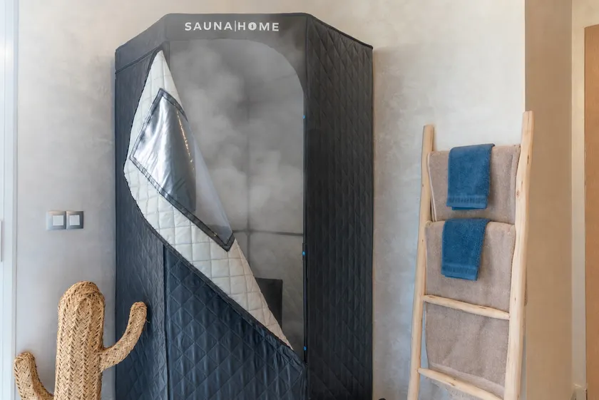 Sauna privé - 5 min aéroport - Balcon - Image 1