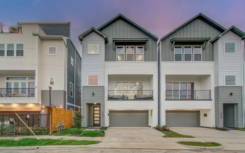 Luxury Townhouse in Houston - Image 1