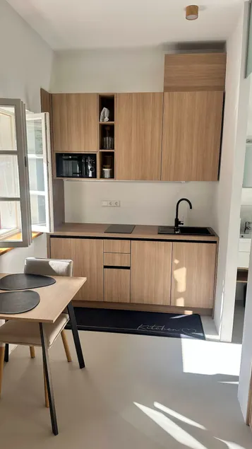 Studio in City Center - Image 1