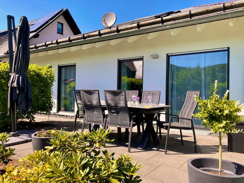 HomelandLove – HolidayHome with private garden - Image 1