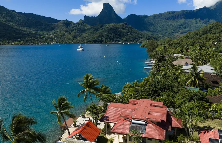 Villa Oramarama - Image 1