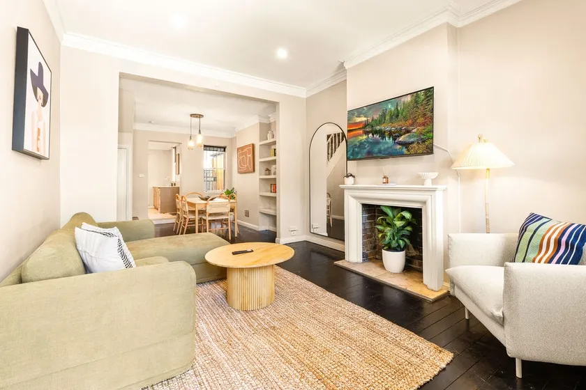 Redfern 3BR Family Stay with Parking & Patio - Image 1