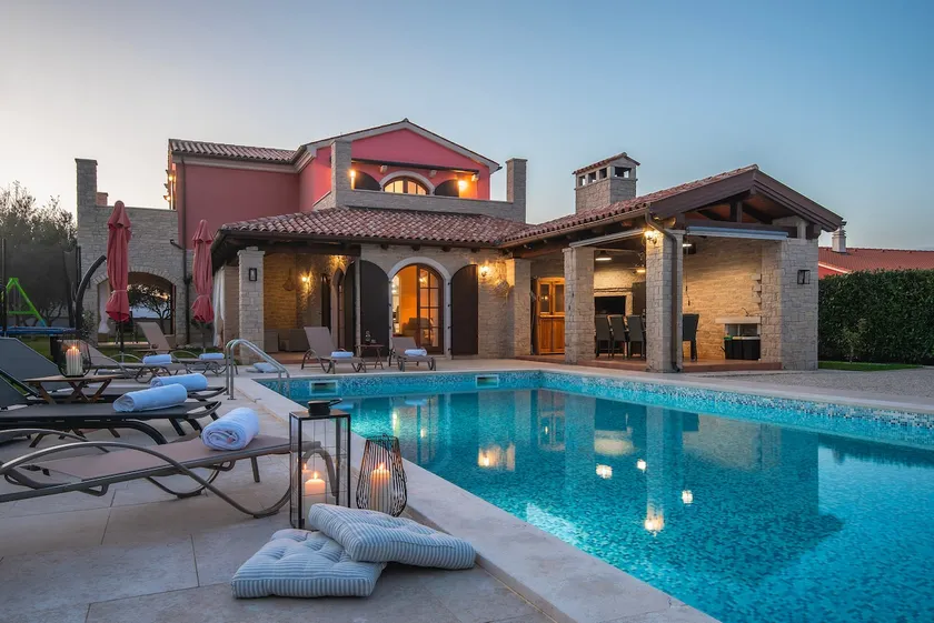 Sun-kissed Villa in Rebići - Image 1