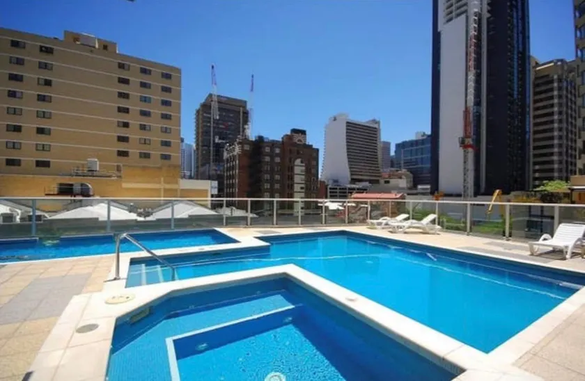 Spacious unit CBD pool sauna gym - Image 1