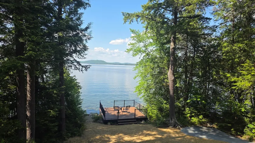 Lakeside Cold Stream Luxury - Image 1