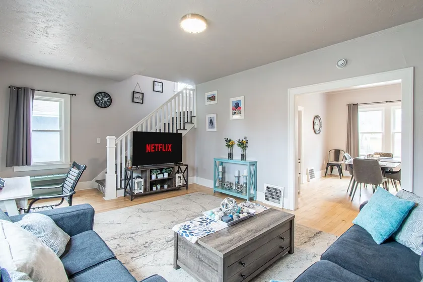 2BR I King x 2, Sleeps 4, Full Kitchen, W/D - Image 1