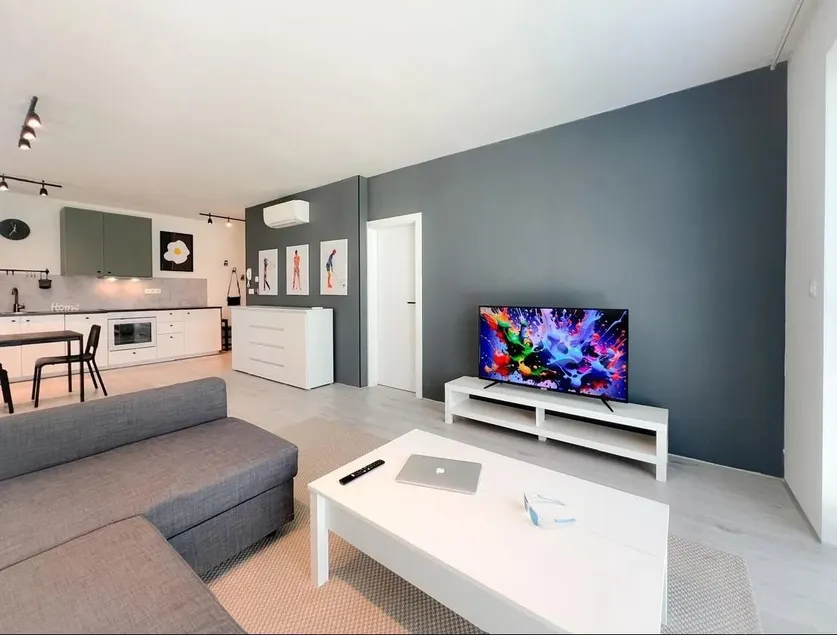 The Birdie Apartment Hruba Borsa Golf Course - Image 1