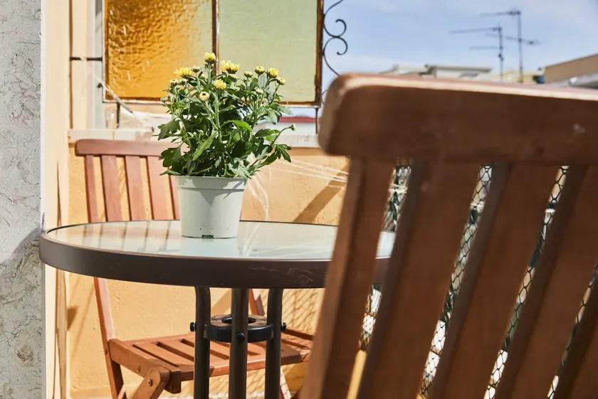 2 Bedroom Apartment Sol de Linda-a-Velha - Image 1