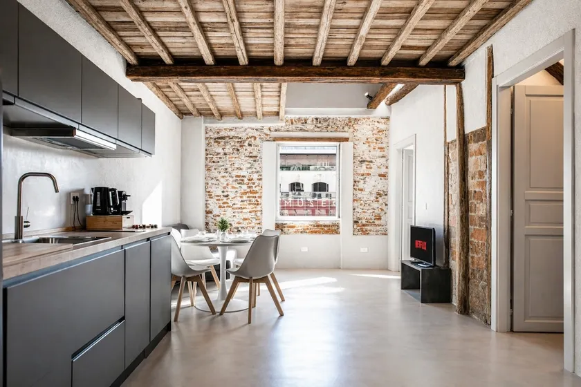 La Marina Attic Loft with Porto Antico views - Image 1