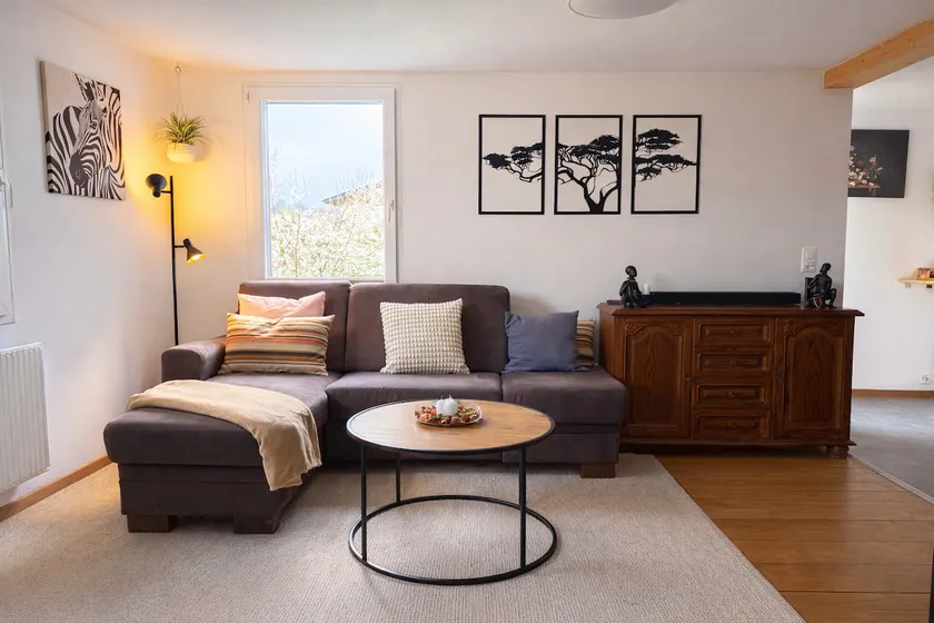 Cozy Studio with a Home Cinema, Bathtub and Free Parking - Image 1