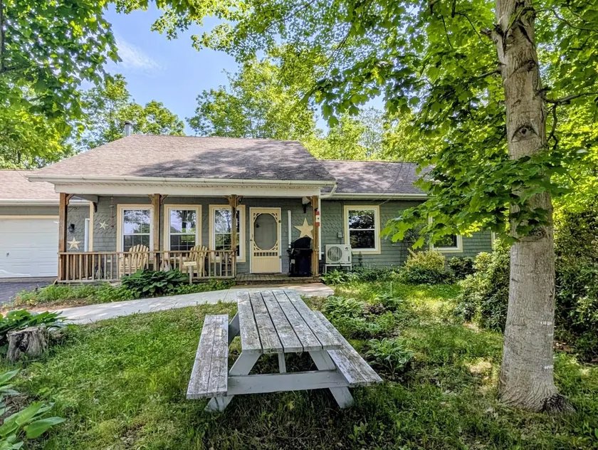 Storybook Craftsman Cottage - Annapolis Valley - Image 1
