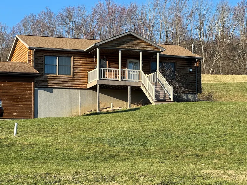 Bear Den - Image 1