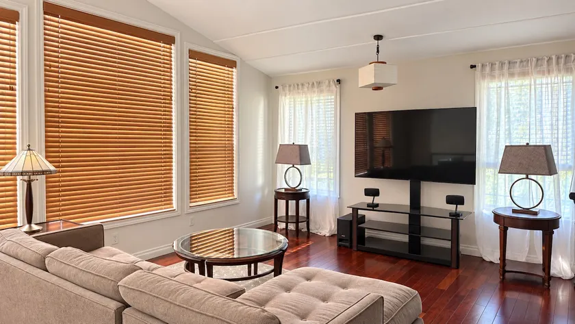 Peaceful & Spacious Zen Home near Chambers Bay - Image 1