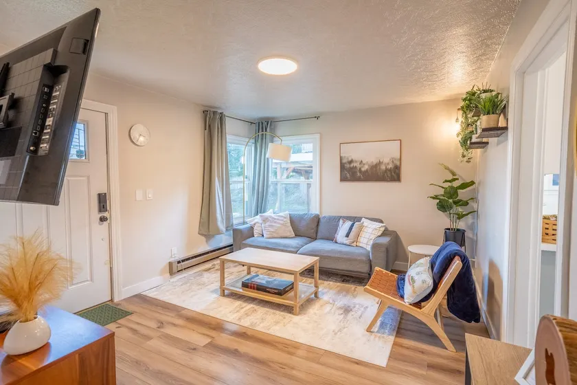 Modern 2BR Streamside w/ Deck + Prime Location - Image 1