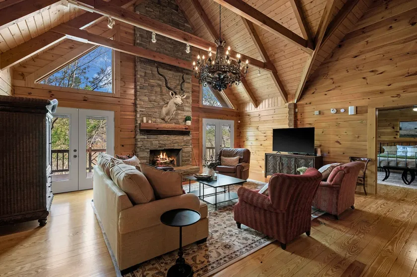 Lakefront Log Cabin | Dock, Game Room, Fireplace - Image 1