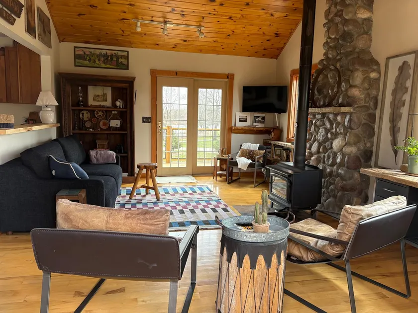 Cabin at Big Woods Lake - Image 1