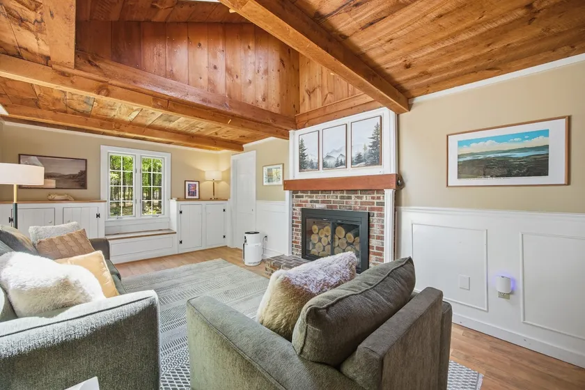 Fox Trot Cottage - Image 1