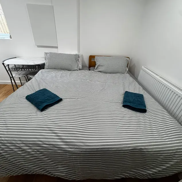 Modern Studio Flat in Maidstone Newly Build - Image 1