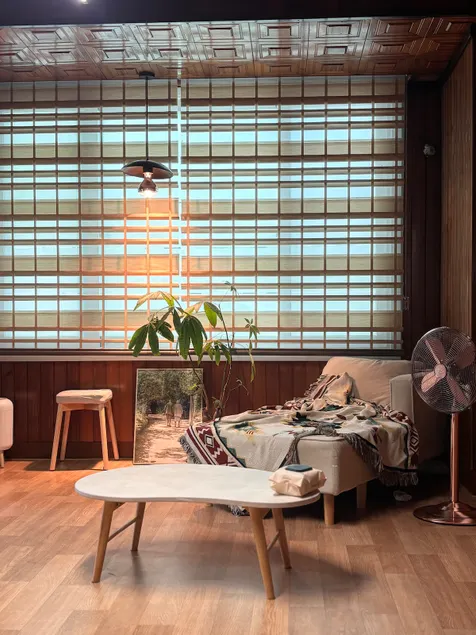 Jeong's House #101, a stylish house with a yard in Samdeok-dong - Image 1