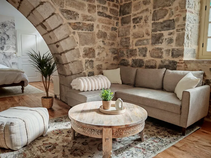 Charm and elegance in the heart of the village. - Image 1