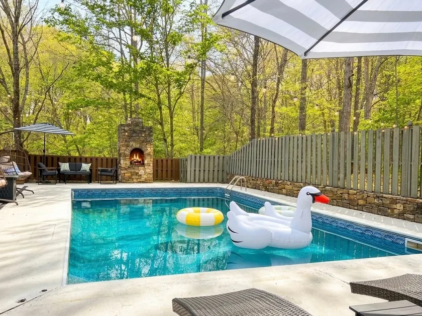 Pool | Hot Tub | Game Room | Theater | Fire Pit - Image 1
