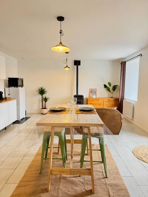 Cozy 2-Room Apartment – Ideal for Weddings – Heart of the Village - Image 1