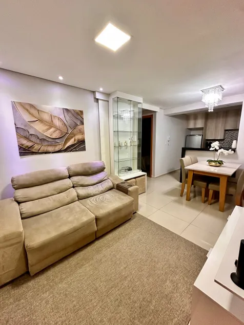 Cozy Apartment with Garage - Image 1