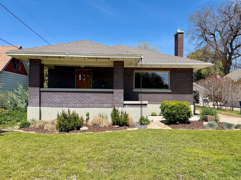 Center Street Bungalow - Image 1
