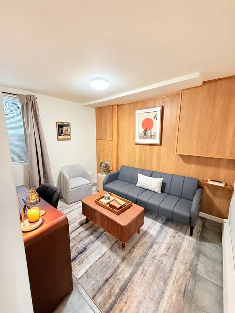 Pet-Friendly 1BR | Near Hofstra, UBS Arena & JFK - Image 1