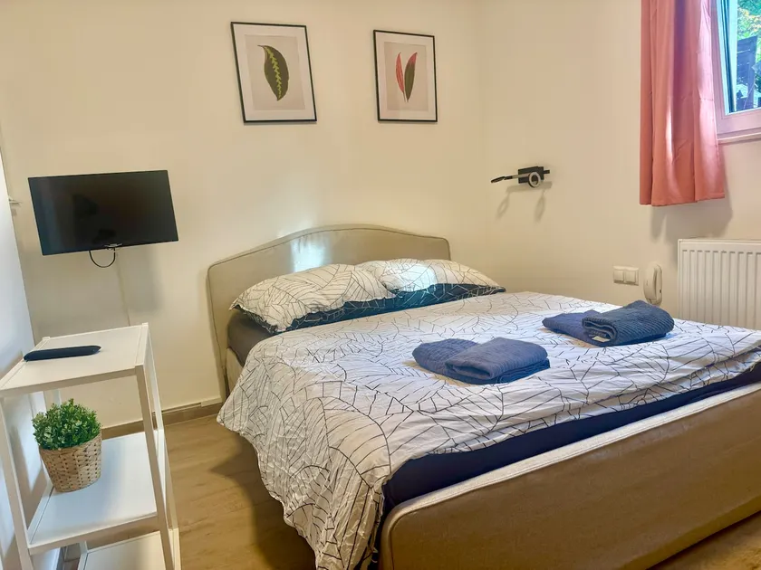 K13 Apartment with Fitness & Parking - Image 1