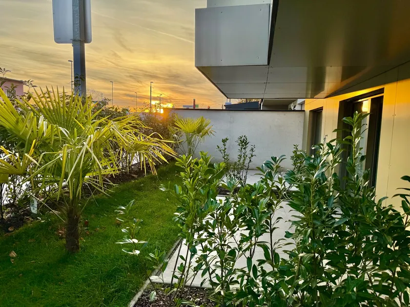 Luxury Apartment LEGRAND with Garden - Image 1